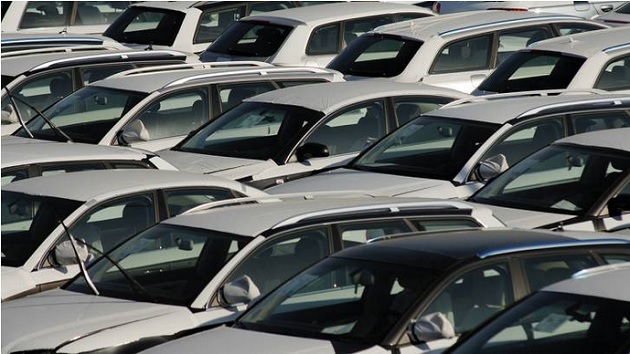 Американците закупиха по-малко от 15 милиона автомобила през 2021 г.,